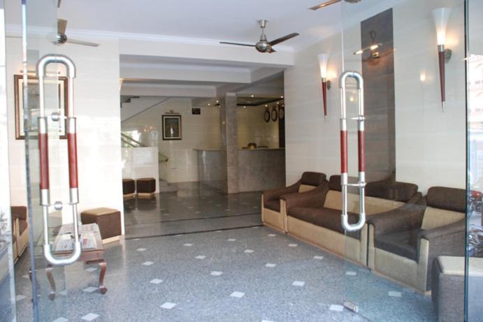 Amanda Crown Jaipur Hotel Kukas Ngoại thất bức ảnh