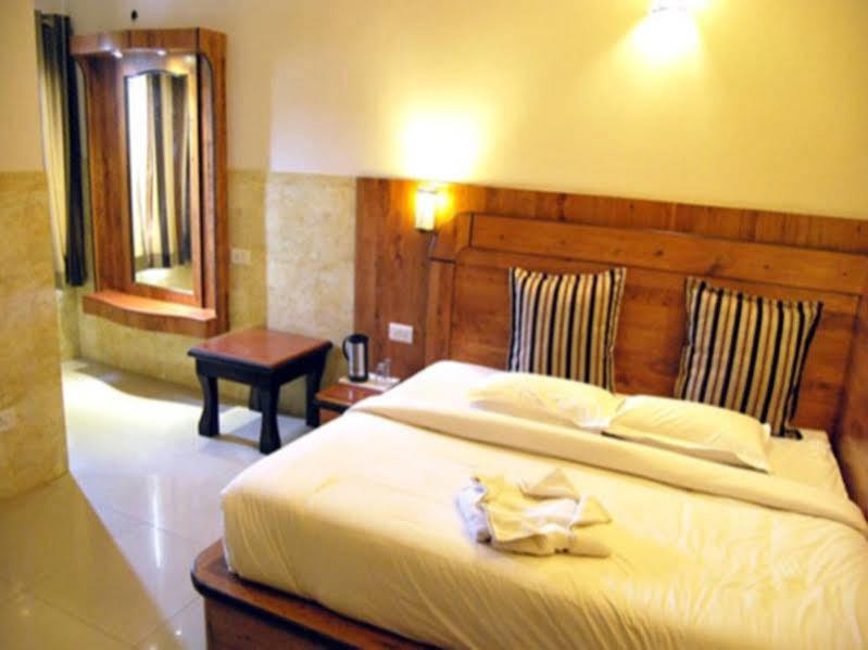 Amanda Crown Jaipur Hotel Kukas Ngoại thất bức ảnh